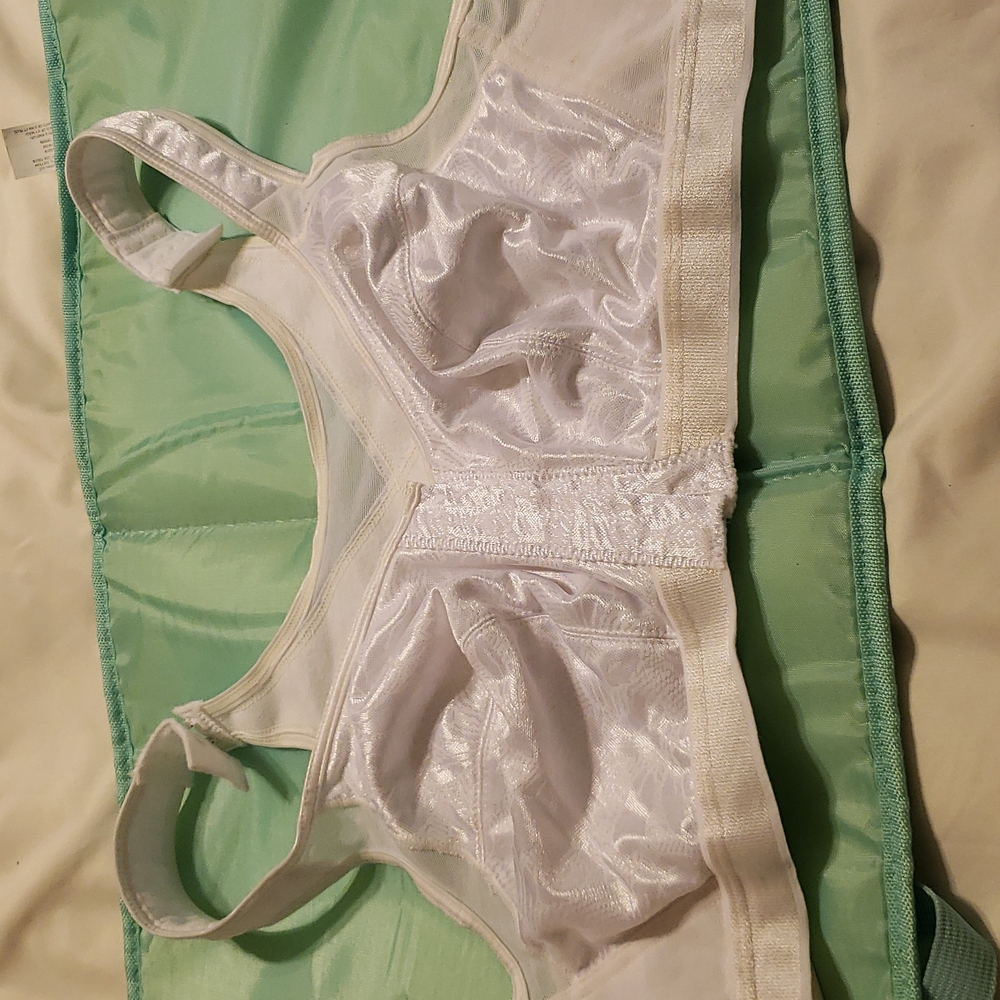 Playtex 18 h bra 38C